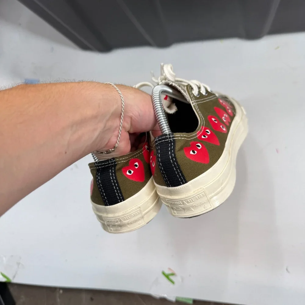 Converse CDG Play Chuck 70 Low Olive Green Multi Heart Sneakers Mens 8 Womens 10